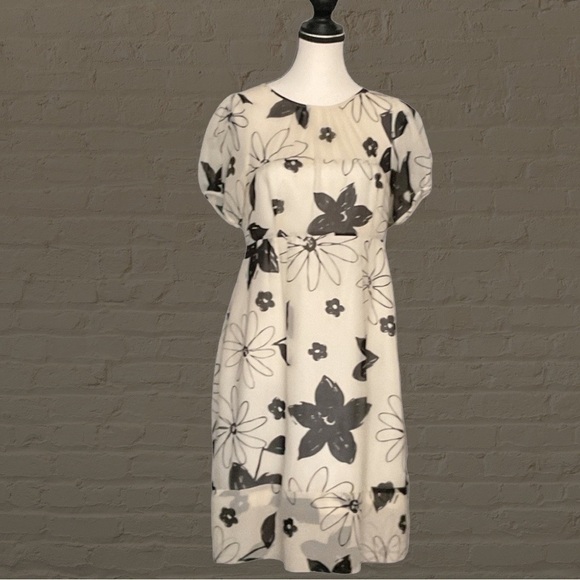 Sandra Angelozzi SILK unique ivory/cream tea length dress black floral sz 6 - Picture 7 of 16